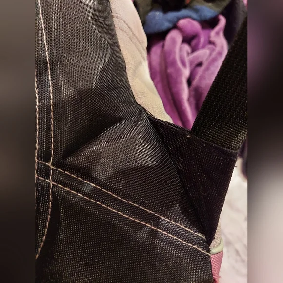 Purple backpack - Picture 8 of 9